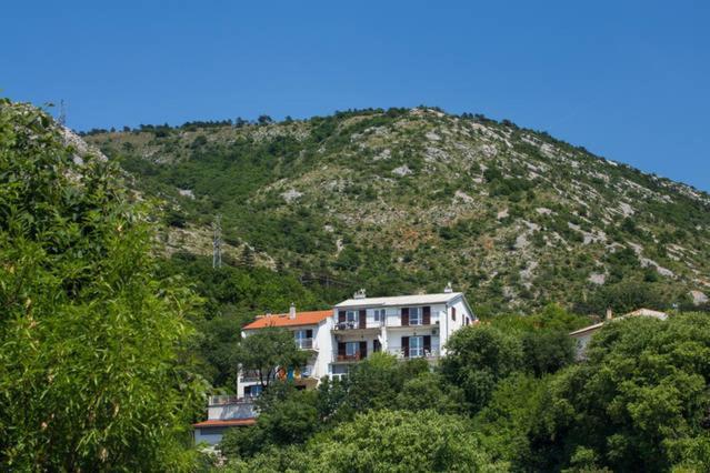 Lucia Hotel Senj  Eksteriør billede